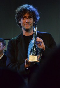 Нил Гейман на церемонии вручения "Хьюго" 2012 