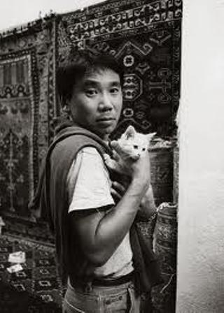 Харуки Мураками с котиком