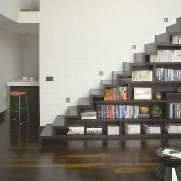 еще одна книжная лестница