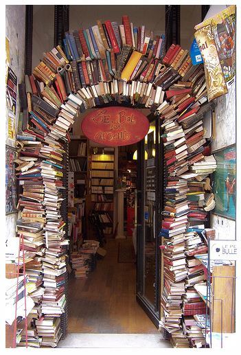 книжная арка