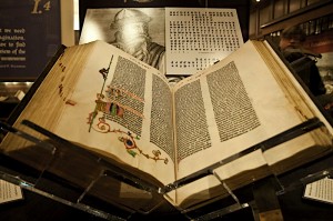 Библиотека Бодлиан, Библия Гутенберга, оцифровка старинных книг, новости литературы
