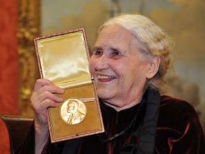 Дорис Лессинг, Золотая тетрадь, Нобелевская премия по литературе