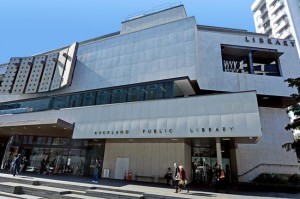 Оклендская публичная библиотека