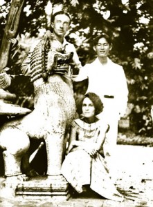 Поль и Гала в Индокитае. 1924 году
