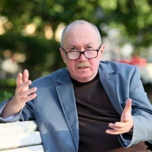 Журналист и писатель Денис Драгунский2
