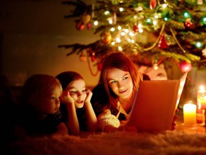 christmas-reading-book-mom-kids