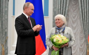Vladimir_Putin_and_Francheska_Yarbusova_(2019-03-26)