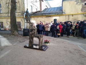Открытие памятника Гумилеву1