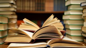 Morocco-Donates-Hundreds-of-Books-to-Iraq-2019-University-of-Mosul